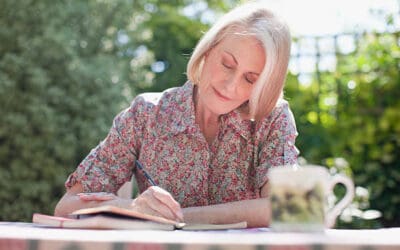 Journaling for Seniors: A Path to Mental Wellness and Emotional Clarity